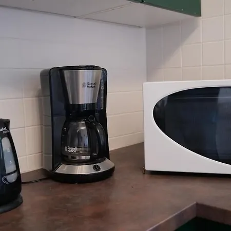 Stilvolle 2-zimmer-wohnung - Tram Vor Der Tuer - Parkplatz - Rainshower - Naehe Universitaet 公寓 *