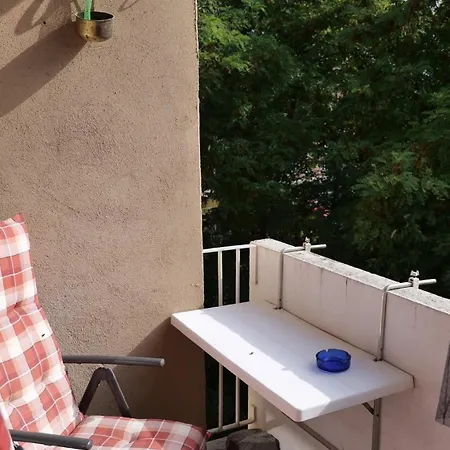 Stilvolle 2-zimmer-wohnung - Tram Vor Der Tuer - Parkplatz - Rainshower - Naehe Universitaet