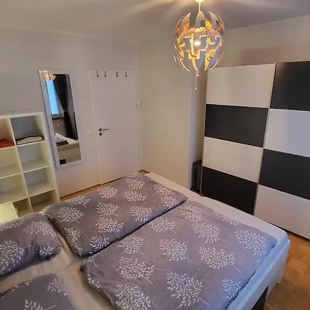 Stilvolle 2-zimmer-wohnung - Tram Vor Der Tuer - Parkplatz - Rainshower - Naehe Universitaet 公寓 卡塞尔