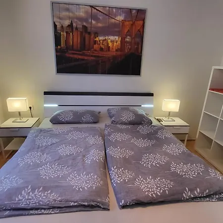 Stilvolle 2-zimmer-wohnung - Tram Vor Der Tuer - Parkplatz - Rainshower - Naehe Universitaet *