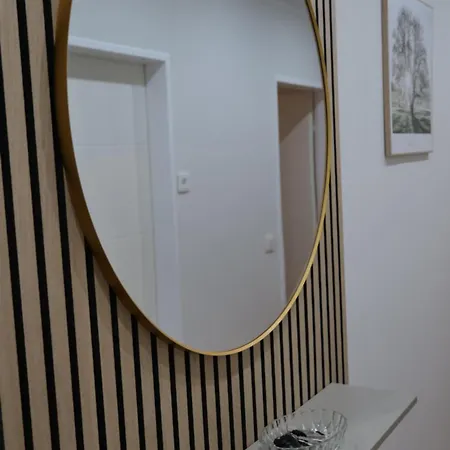 Stilvolle 2-zimmer-wohnung - Tram Vor Der Tuer - Parkplatz - Rainshower - Naehe Universitaet Kassel